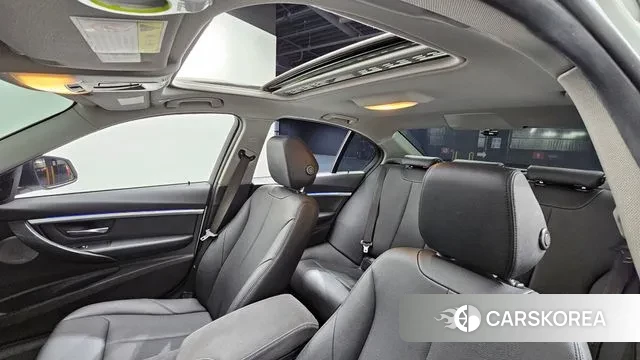 BMW 3 Series (F30) id 3698623 из Кореи 9