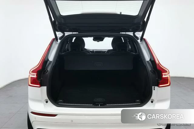 Volvo XC60 PHEV id 4213658 из Китая 9