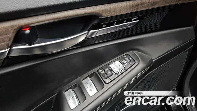 Genesis G90 id 2659444 из Кореи 9