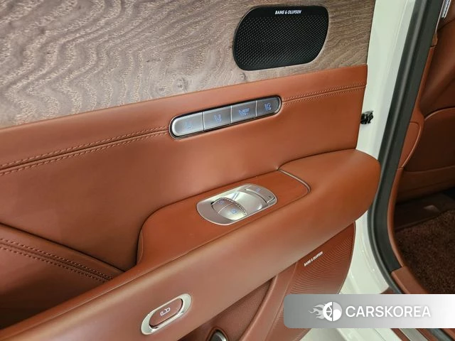 Genesis G90 (RS4) id 3842461 из Кореи 9