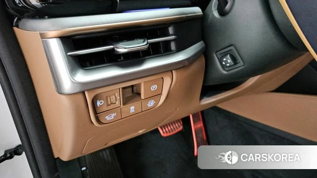 Hyundai Grandeur Hybrid (GN7) id 4354409 из Кореи 9