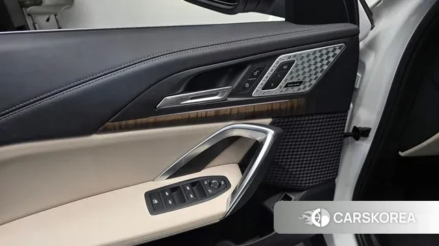 BMW iX1 (U11) id 3333075 из Кореи 9