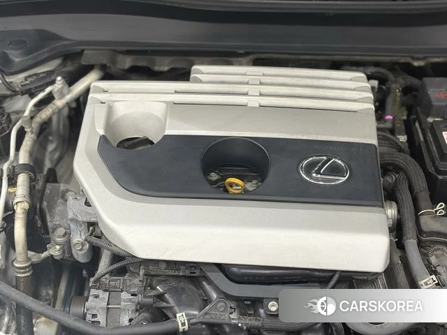 Lexus UX id 4348955 из Китая 9