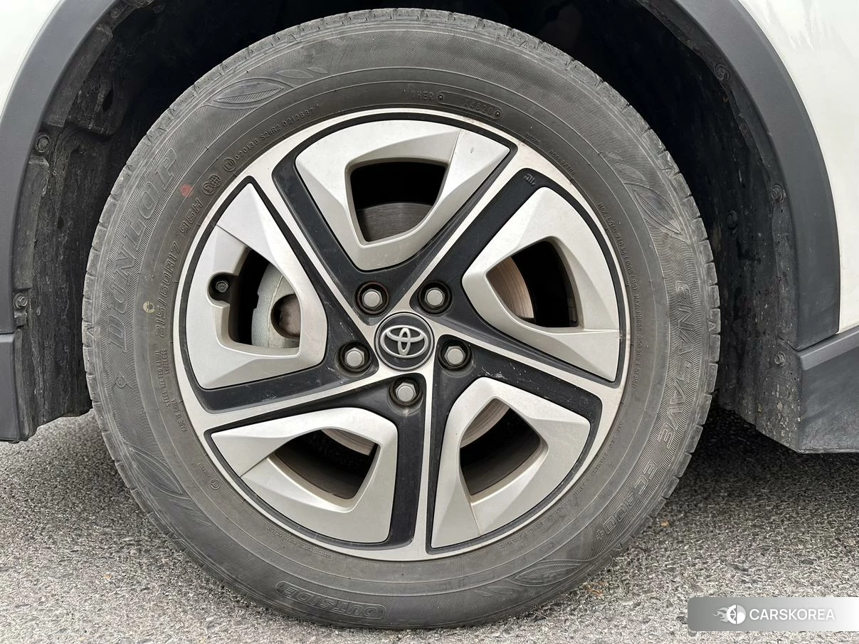 Toyota IZOA id 4510772 из Китая 9