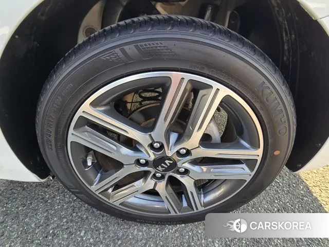 Kia Come New K3 id 3644123 из Кореи 9