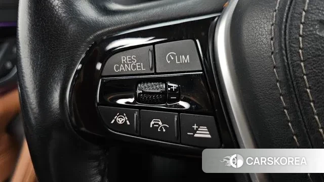 BMW 5 Series (G30) id 3484420 из Кореи 9