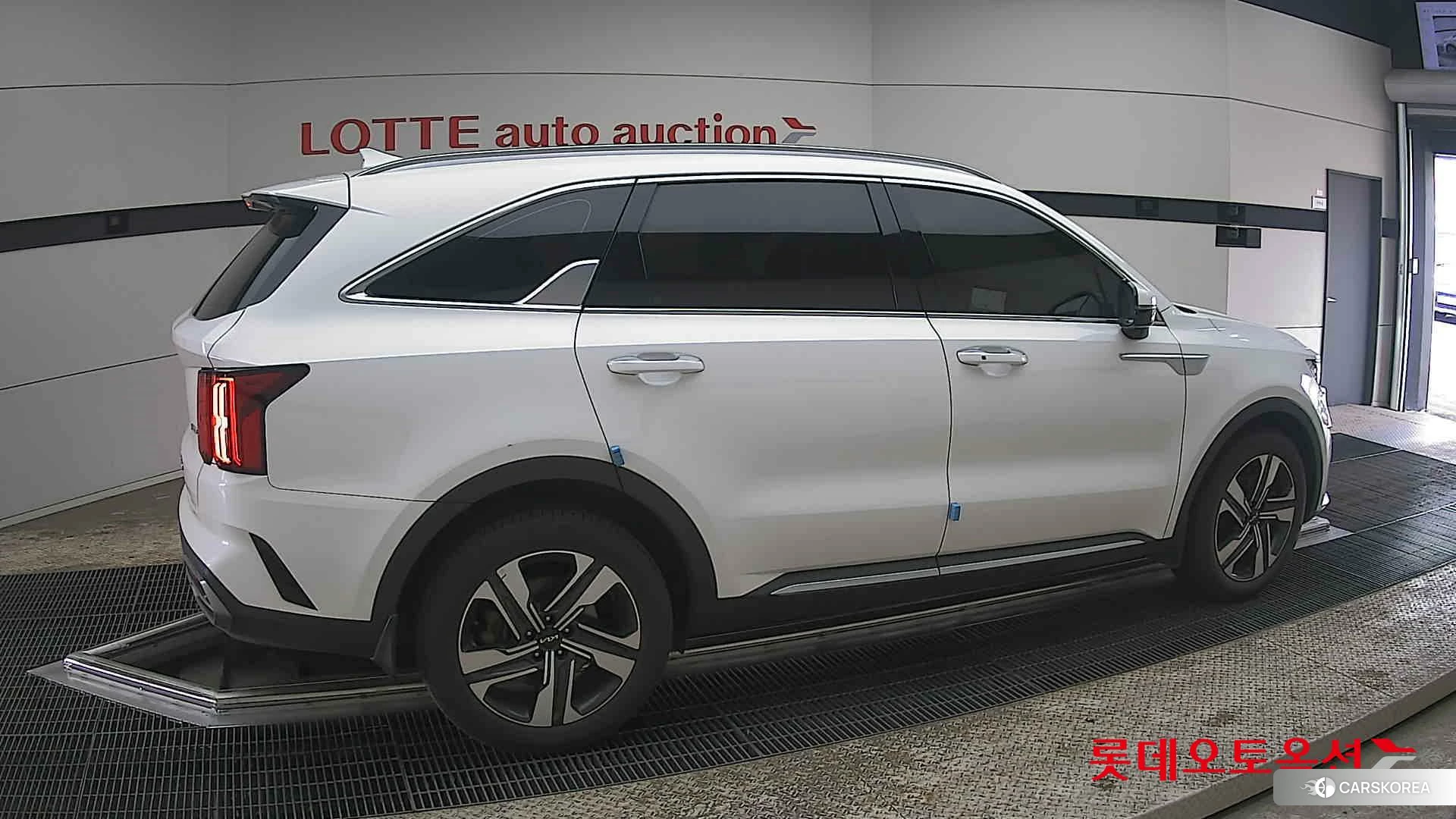 Kia Sorento Hybrid id 3888423 из Кореи 9