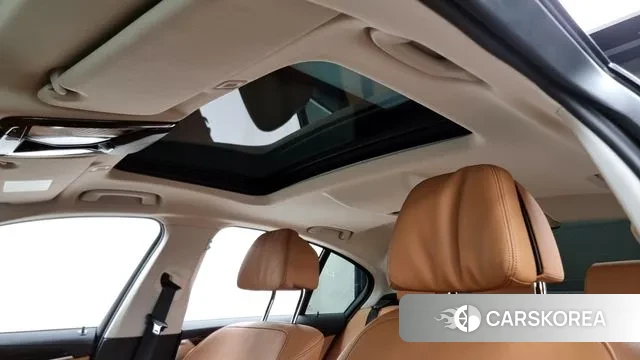 BMW 5 Series (G30) id 3028193 из Кореи 9