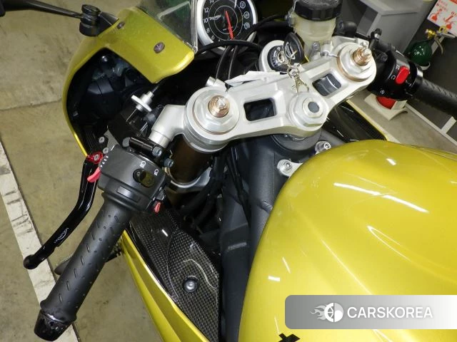 Triumph DAYTONA 675SE id 3946627 из Японии 9