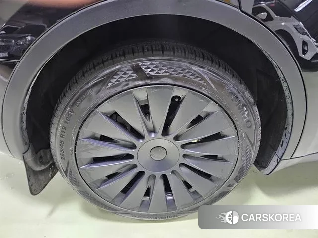 Tesla Model Y id 3618971 из Кореи 9