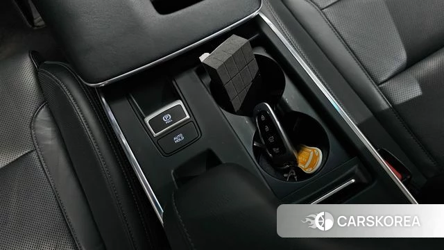 Hyundai The New Grandeur IG Hybrid id 4429940 из Кореи 9