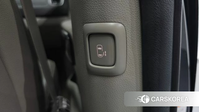 Kia All New Carnival id 4596463 из Кореи 9