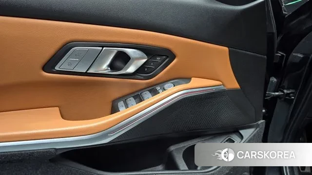 BMW 3 Series (G20) id 3751846 из Кореи 9