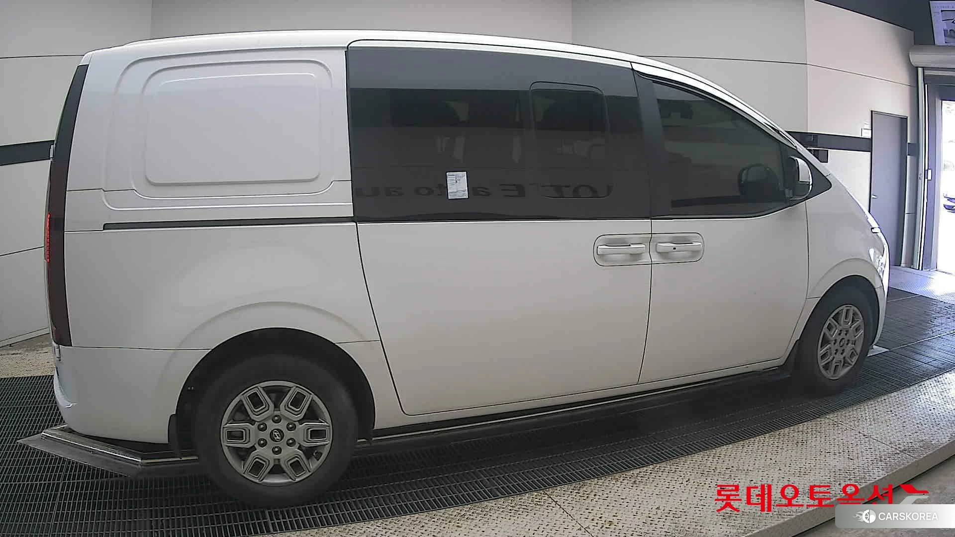Hyundai Staria Hybrid id 4902398 из Кореи 9