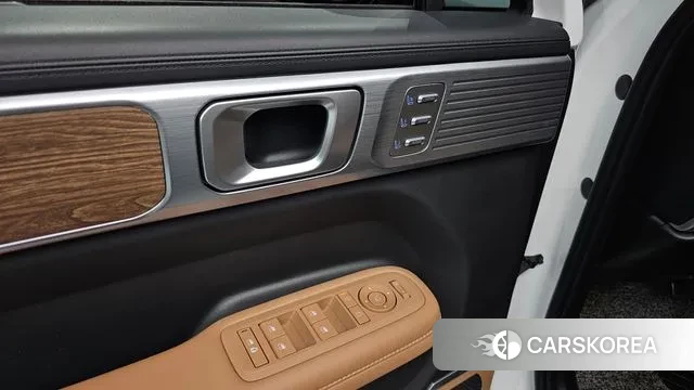 Hyundai Santa Fe (MX5) id 3347683 из Кореи 9