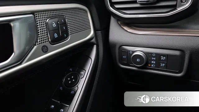 Ford Explorer 6th Generation id 3028770 из Кореи 9