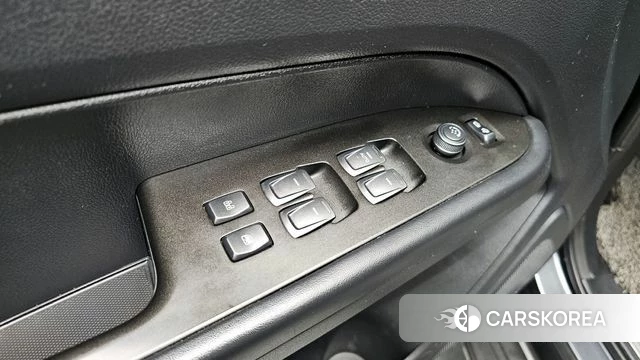 Ssangyong Rexton Sports id 3814002 из Кореи 9