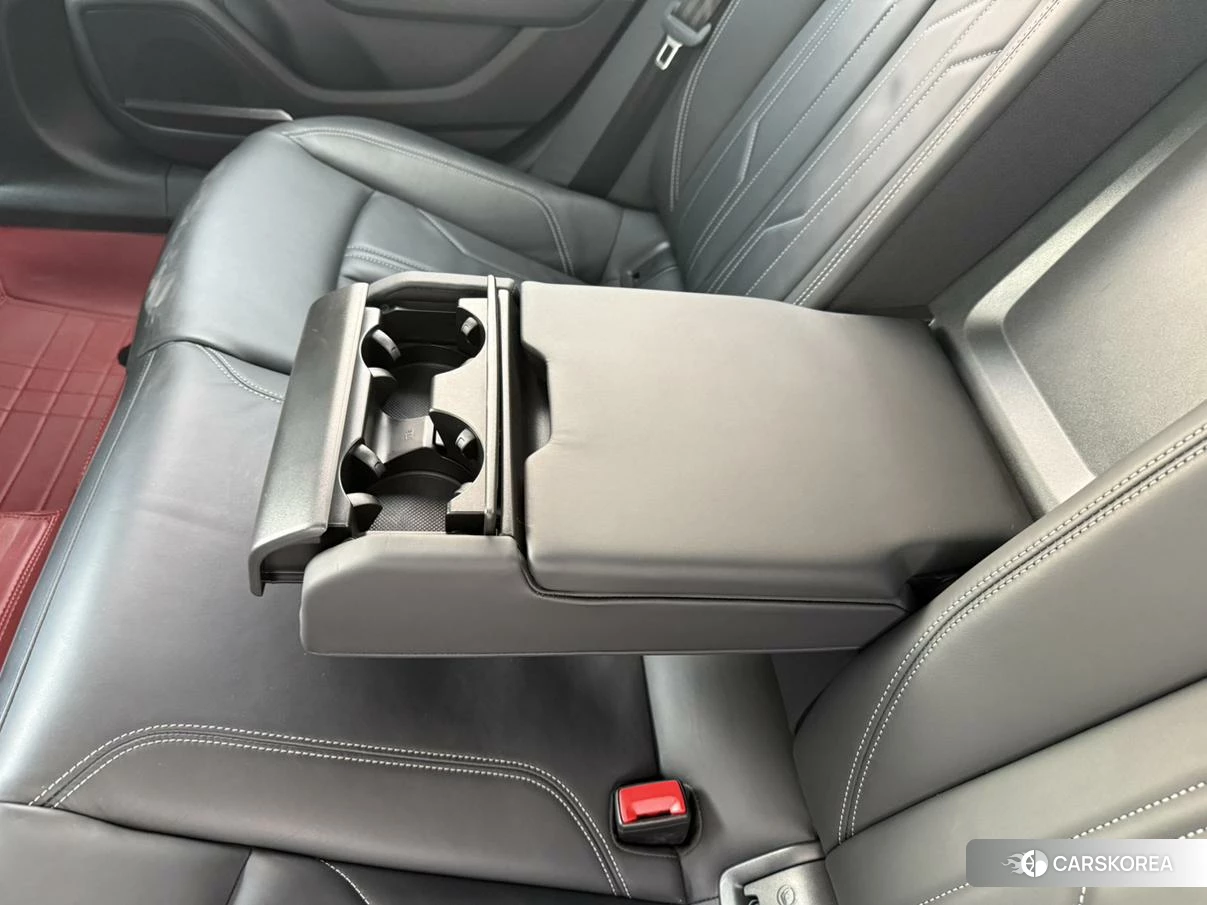 Audi A7 id 4426897 из Китая 9