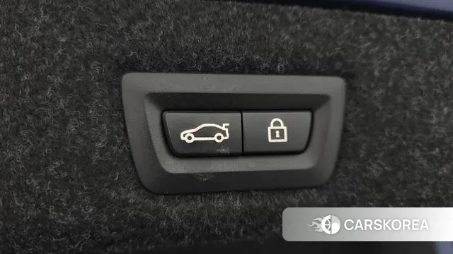 BMW 5 Series (G30) id 3616361 из Кореи 9