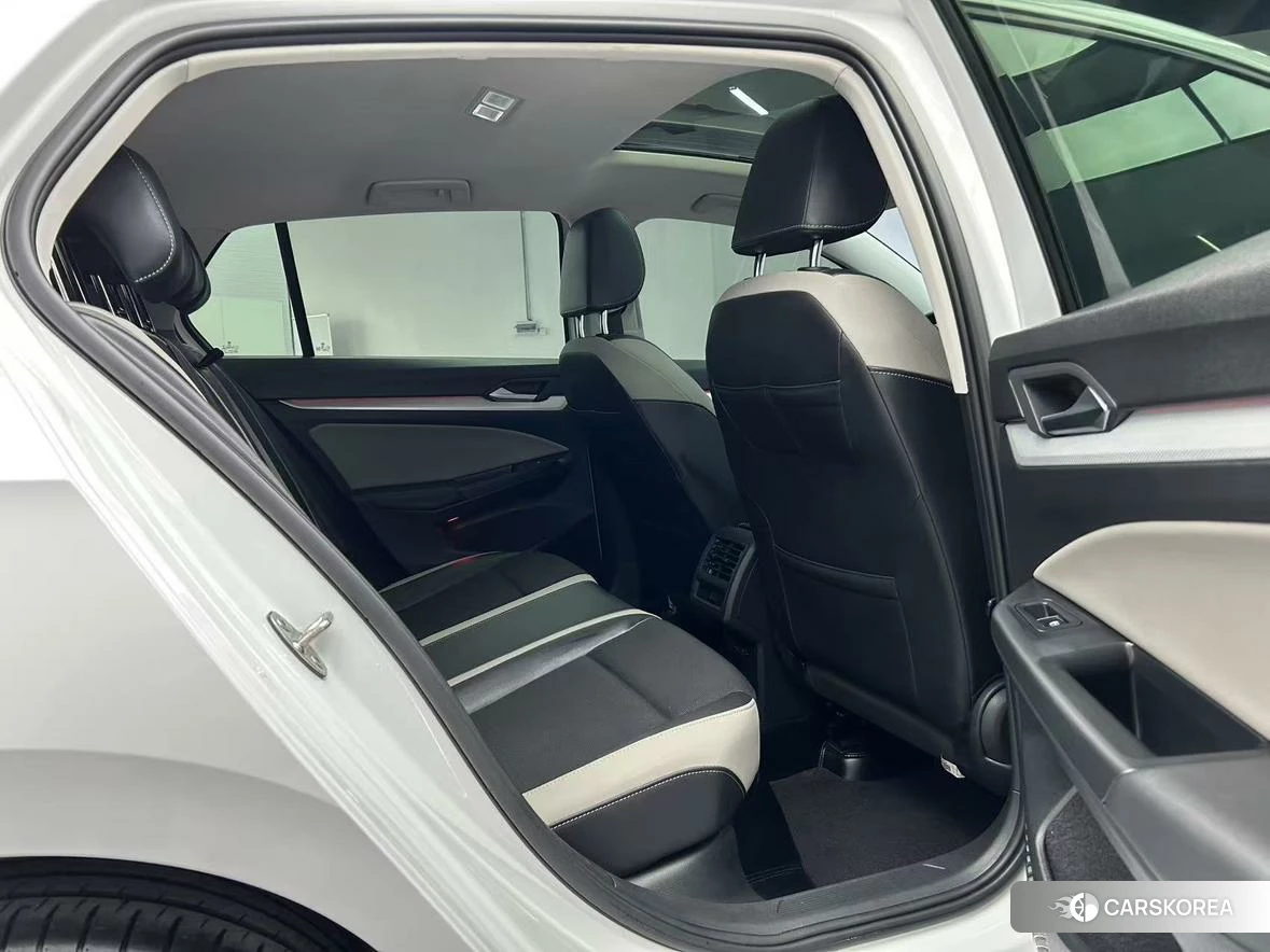 Volkswagen Golf id 4420374 из Китая 9