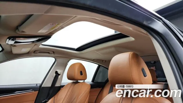 BMW 5 Series (G30) id 2393123 из Кореи 9