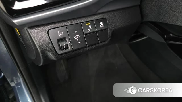 Kia Stonic id 4269176 из Кореи 9
