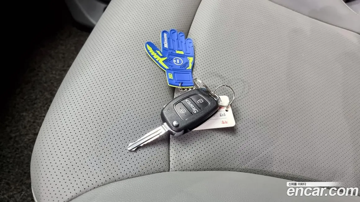 Hyundai The New Grand Starex id 2036578 из Кореи 9