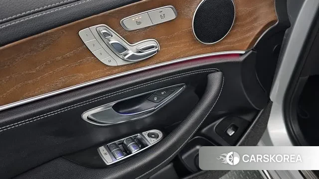 Mercedes-Benz E-Class W213 id 3723704 из Кореи 9