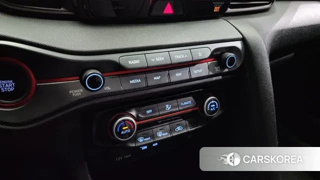 Hyundai Veloster (JS) id 3107333 из Кореи 9