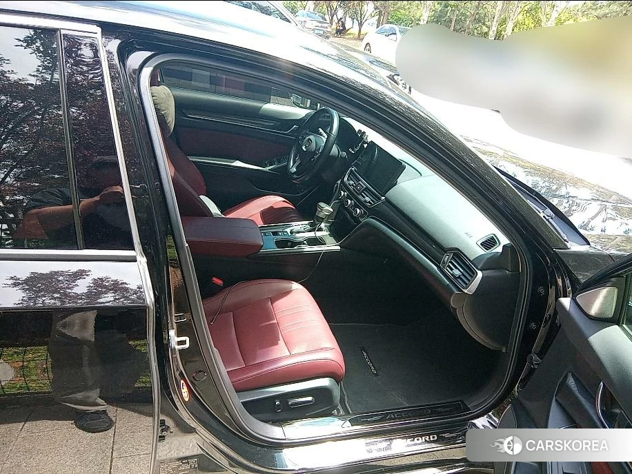 Honda Accord id 4421205 из Китая 9