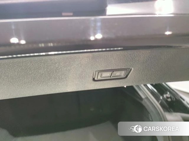 Audi Q8 id 4301536 из Китая 9