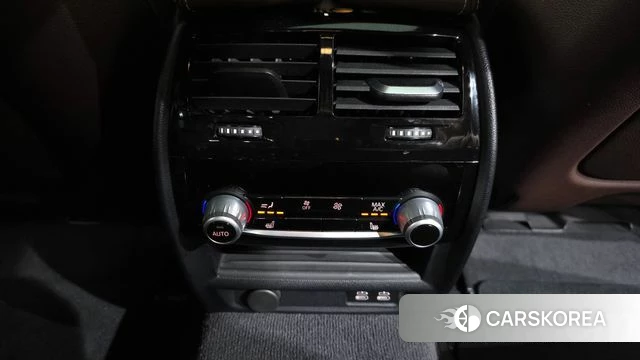 BMW 5 Series (G30) id 3872866 из Кореи 9