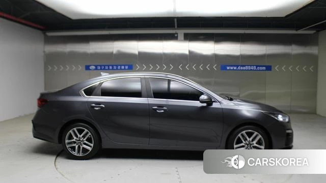 Kia Come New K3 id 4377601 из Кореи 9