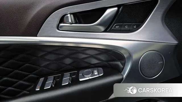 Genesis G70 id 3028939 из Кореи 9