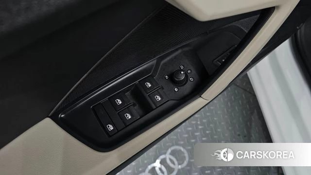 Audi A3 (8Y) id 3798900 из Кореи 9