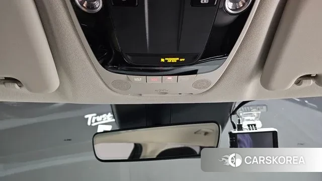 Kia EV6 id 3498337 из Кореи 9