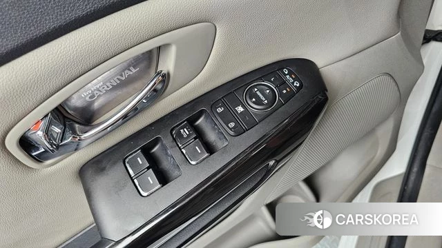 Kia The New Carnival id 4732665 из Кореи 9