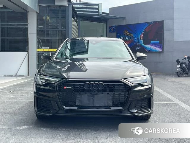 Audi A6L id 4273889 из Китая 9
