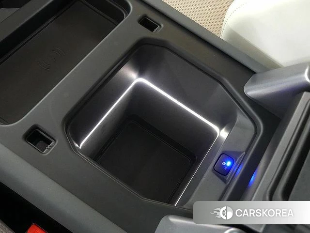 Land Rover Defender (L663) id 4206518 из Кореи 9