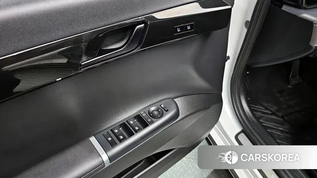 Hyundai Grandeur (GN7) id 2889343 из Кореи 9