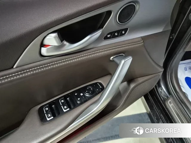 Kia Stinger id 3737106 из Кореи 9