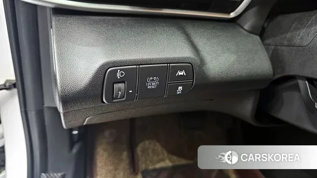 Hyundai Avante Hybrid (CN7) id 2985431 из Кореи 9