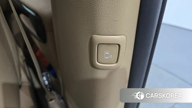 Kia The New Carnival id 4020310 из Кореи 9