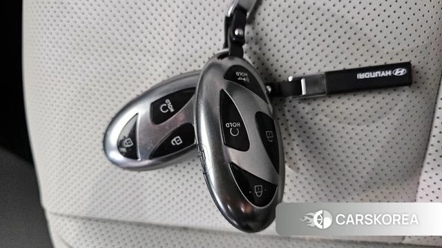 Hyundai Kona (SX2) id 3877219 из Кореи 9