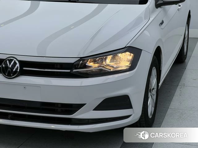 Volkswagen Polo id 4256476 из Китая 9