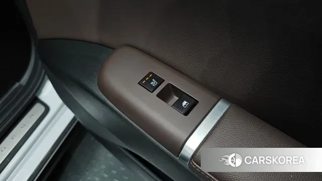 Hyundai Grandeur Hybrid (GN7) id 3745713 из Кореи 9