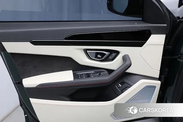 Lamborghini Urus id 3486976 из Кореи 9