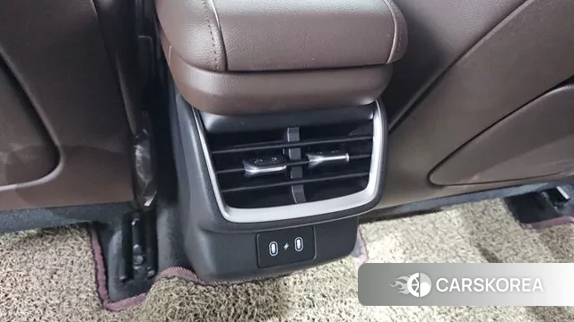 Hyundai Grandeur (GN7) id 3420793 из Кореи 9