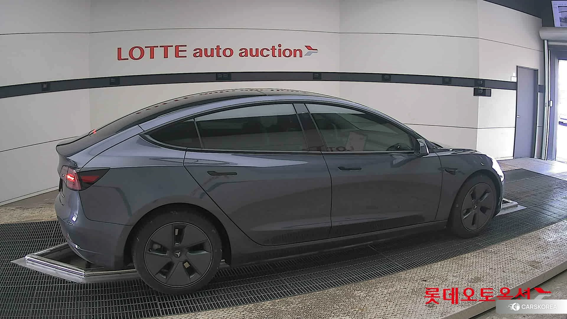 Tesla Model 3 Long Range id 3881983 из Кореи 9