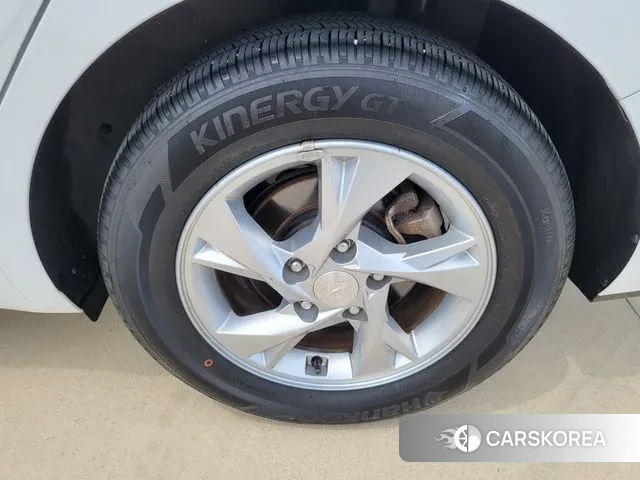 Hyundai Avante (CN7) id 3021405 из Кореи 9